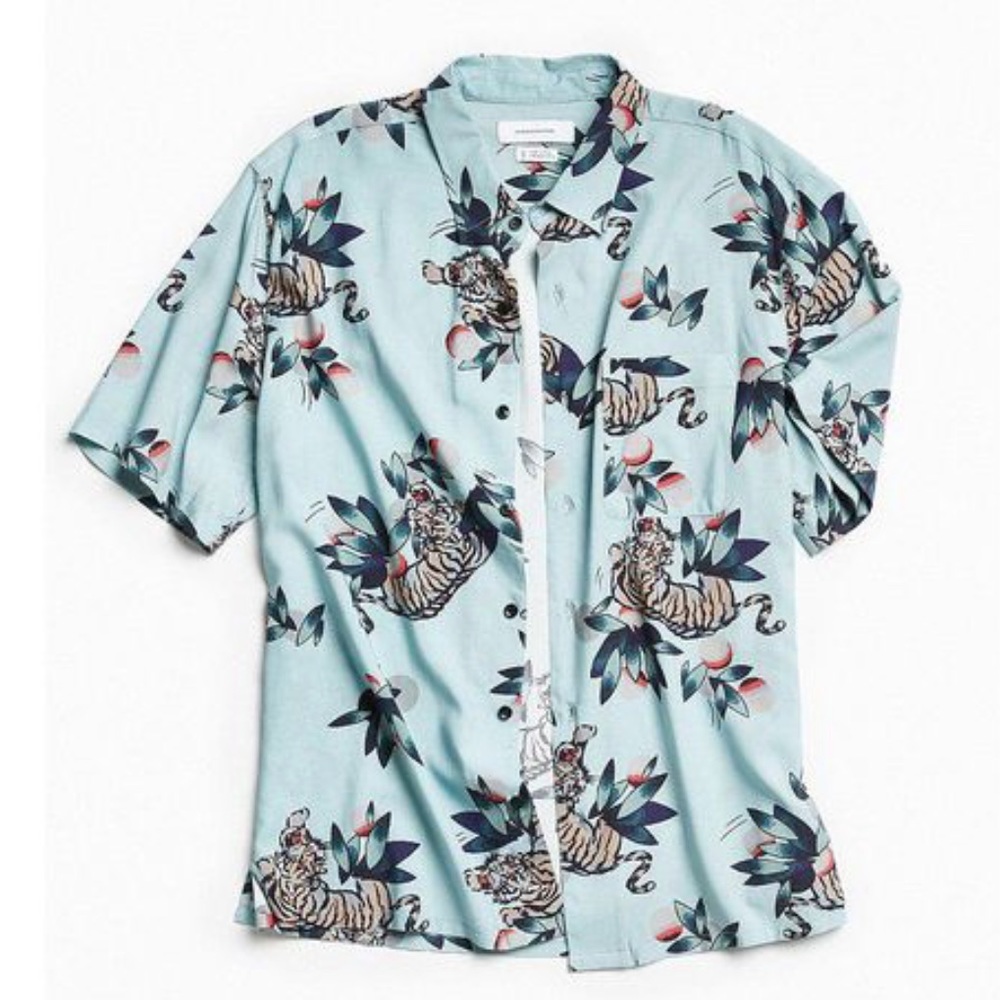 Urban Outfitters Tiger Hawaiian shirt